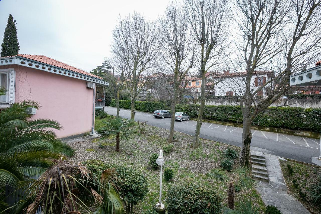 Apartma Zusterna コペル エクステリア 写真